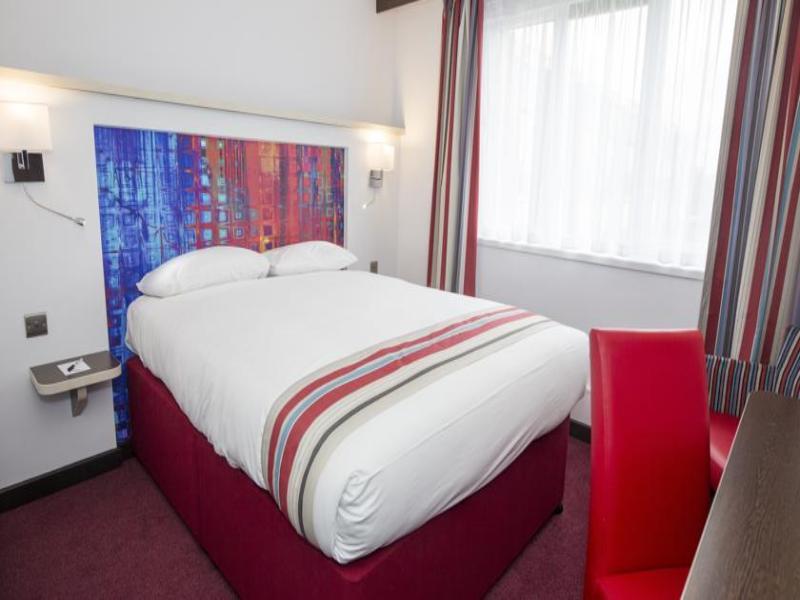 Ramada Milton Keynes Hotell Eksteriør bilde