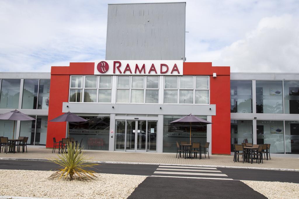 Ramada Milton Keynes Hotell Eksteriør bilde